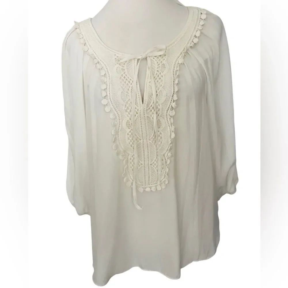 BCX Cream Embellished Keyhole tie front 3/4 Sleeve Blouse size L.